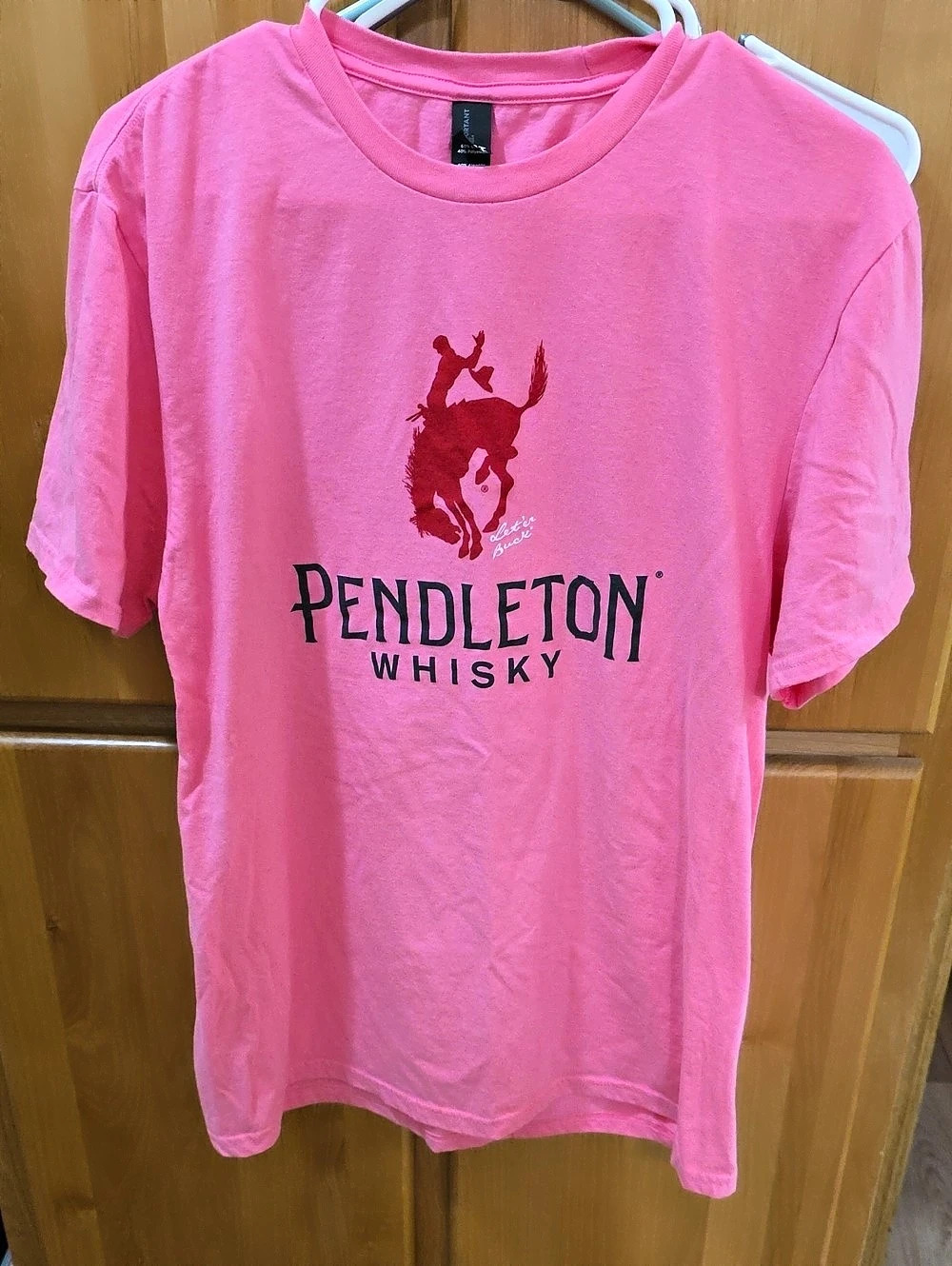 Pendleton Graphic Short Sleeve Tee in Pink Large Like New